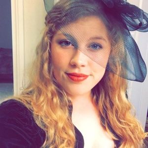 Meet your Posher, Jacqueline